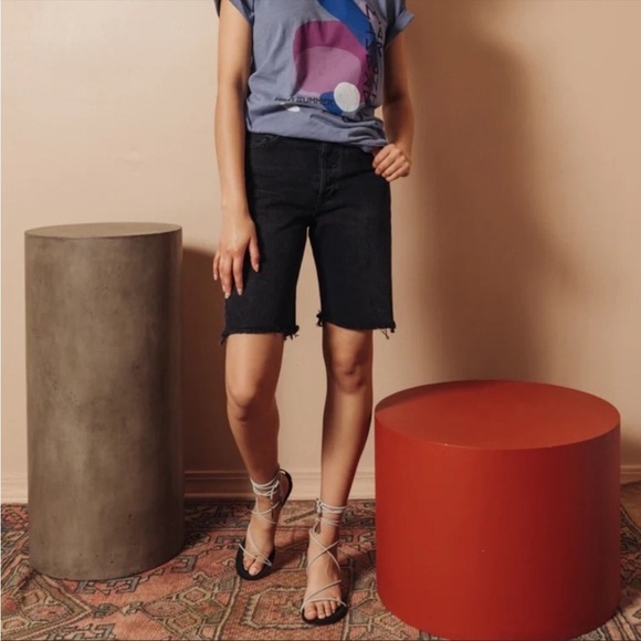 Agolde 90's Denim Shorts in Nix Black - Picture 9 of 9